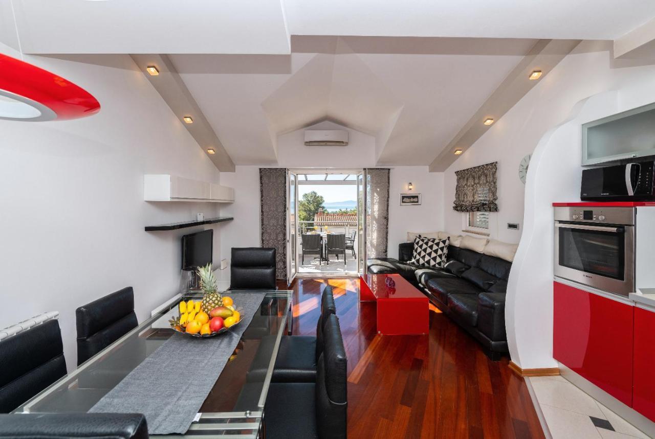 Apartments Luka Toni Krvavica Ngoại thất bức ảnh
