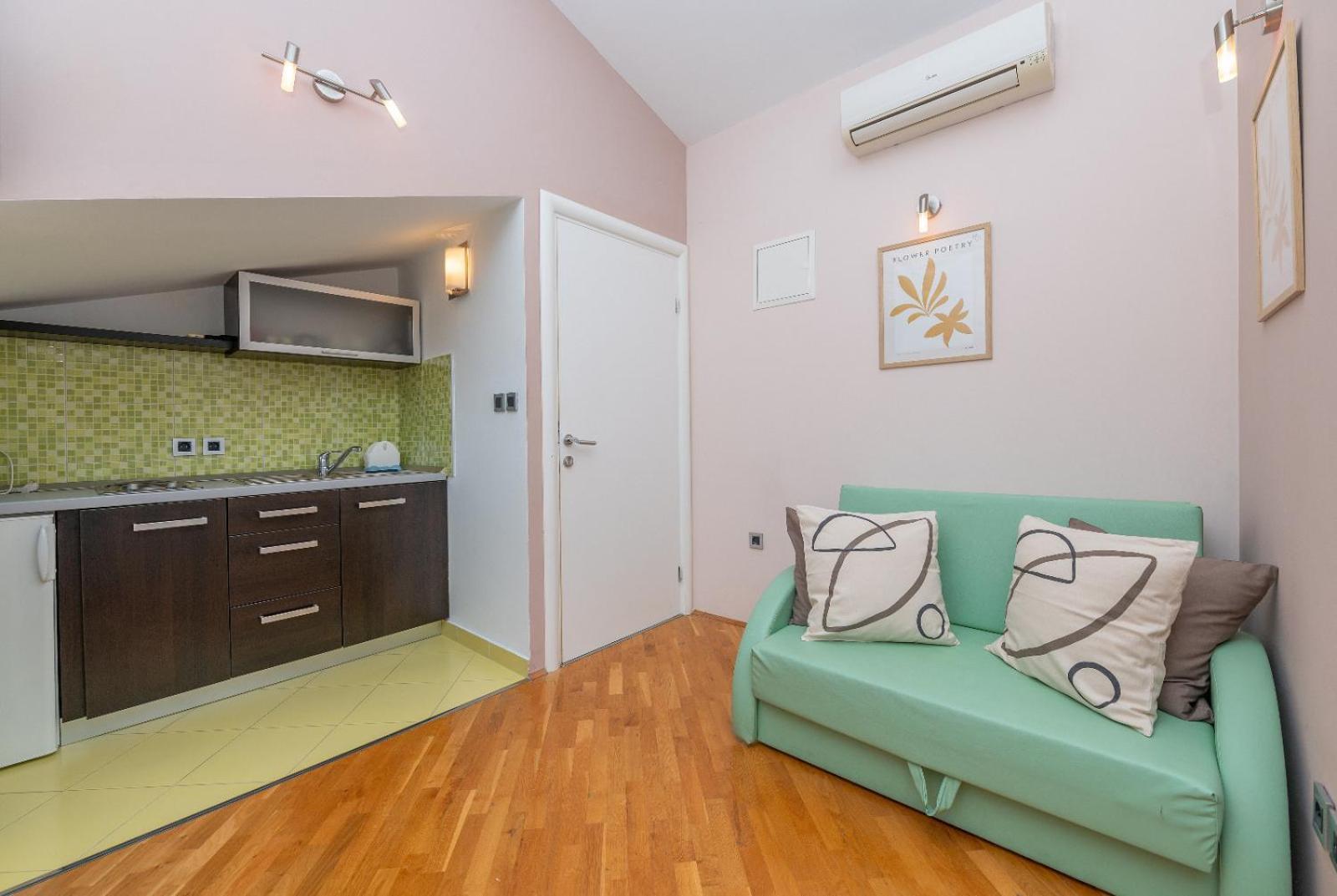 Apartments Luka Toni Krvavica Ngoại thất bức ảnh