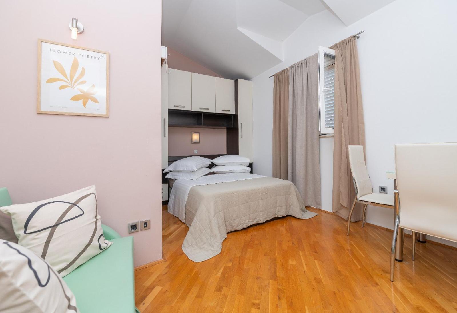 Apartments Luka Toni Krvavica Ngoại thất bức ảnh
