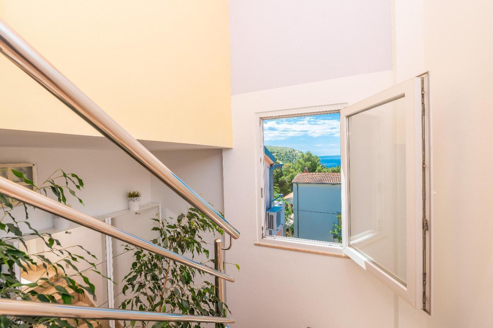 Apartments Luka Toni Krvavica Ngoại thất bức ảnh