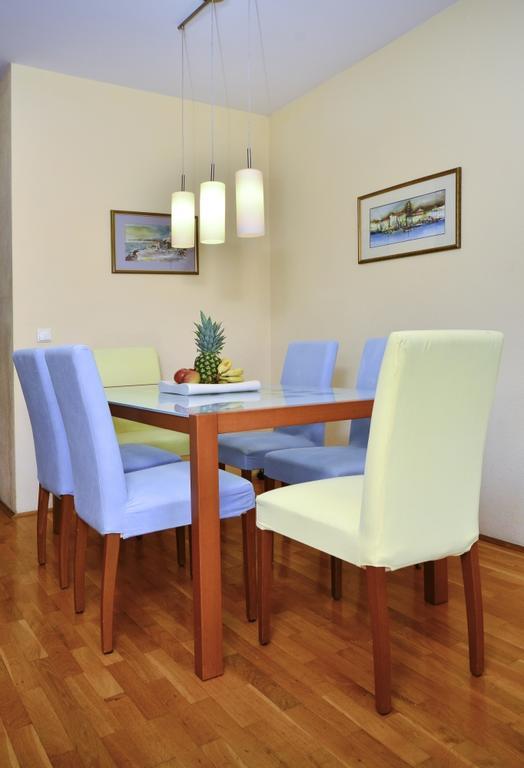 Apartments Luka Toni Krvavica Ngoại thất bức ảnh