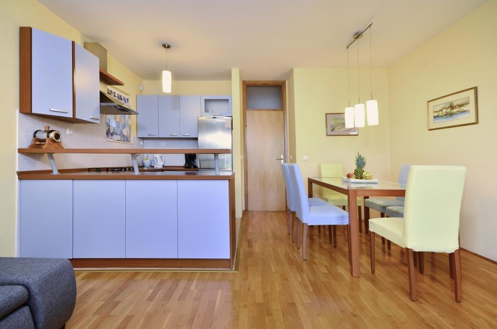 Apartments Luka Toni Krvavica Ngoại thất bức ảnh