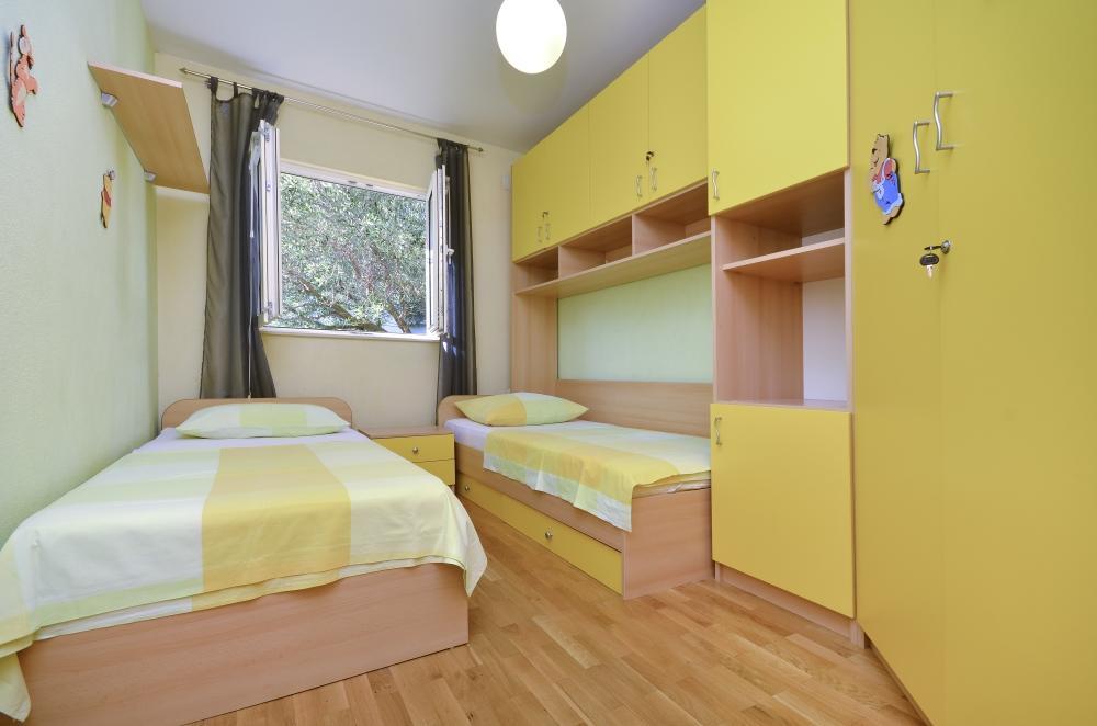 Apartments Luka Toni Krvavica Ngoại thất bức ảnh
